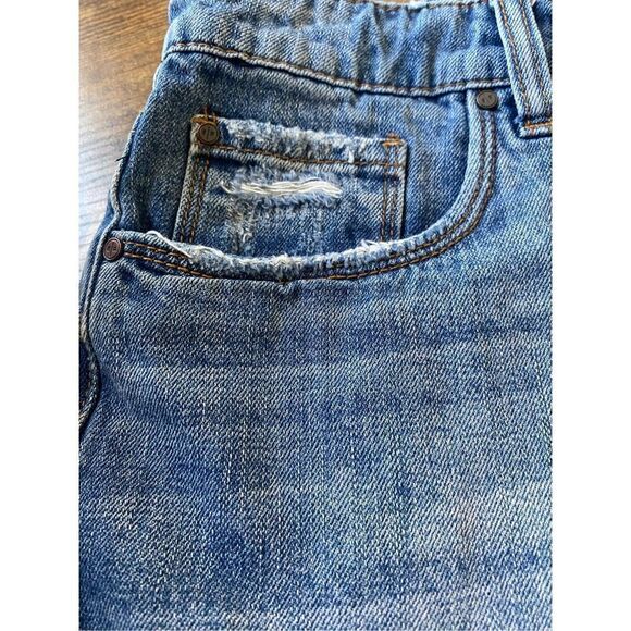 BP Distressed Cutoff Denim Shorts - Picture 6 of 7